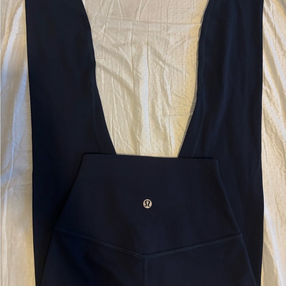 Lululemon navy aligns